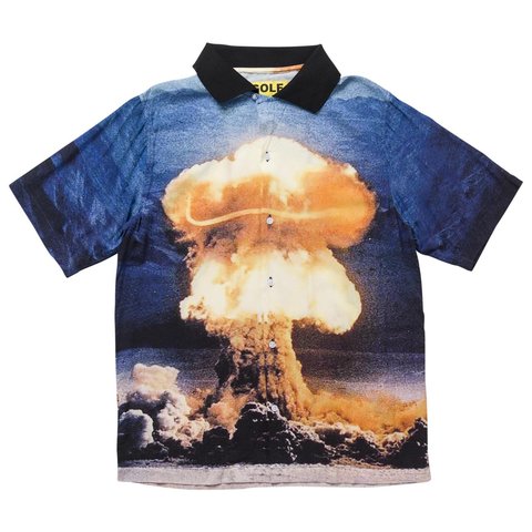 NO NUKES SHORT SLEEVE BUTTON UP